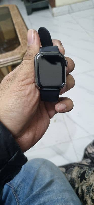 apple watch series 8 41mm only watch condition gud 0