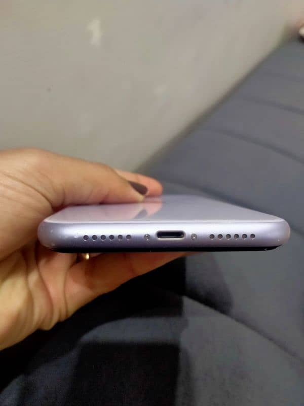 iphone 11 Non PTA 3