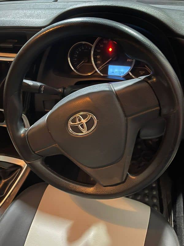 Toyota Corolla XLI 2017 8