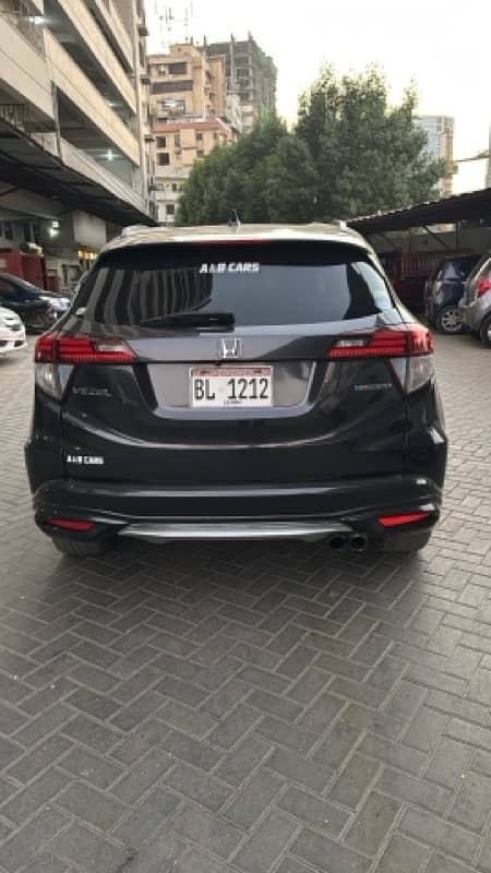 Honda Vezel 2015 3