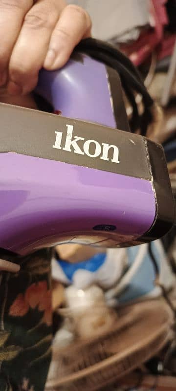 ikon steam iron 1