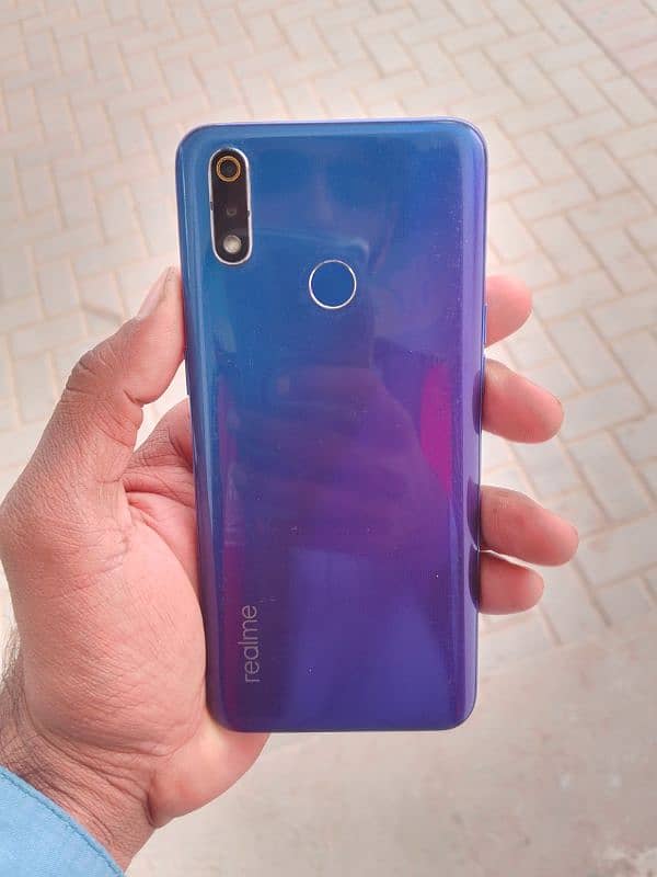 Realme 3 pro 6/128 snapdragon 710 1