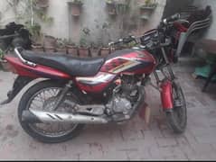 Honda 125 deluxe Red 2010