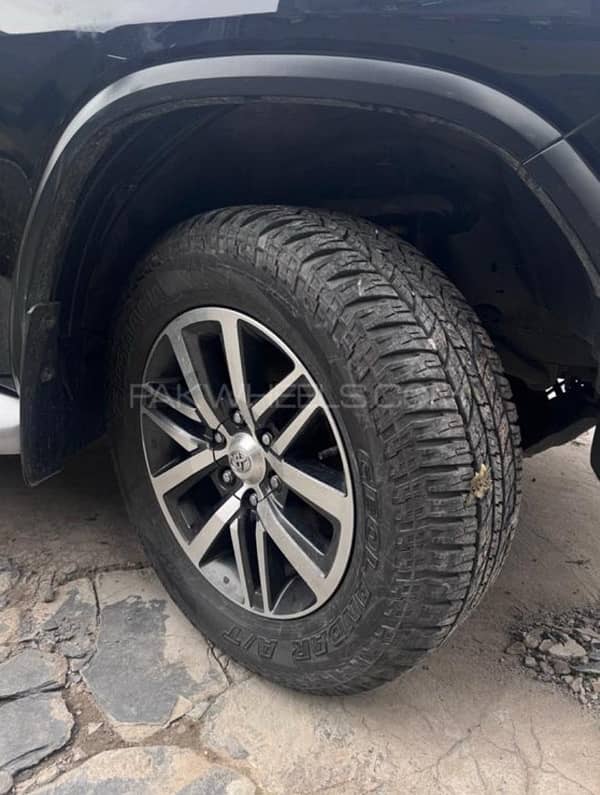 Toyota Fortuner Sigma 2018 B2B smokeless 13