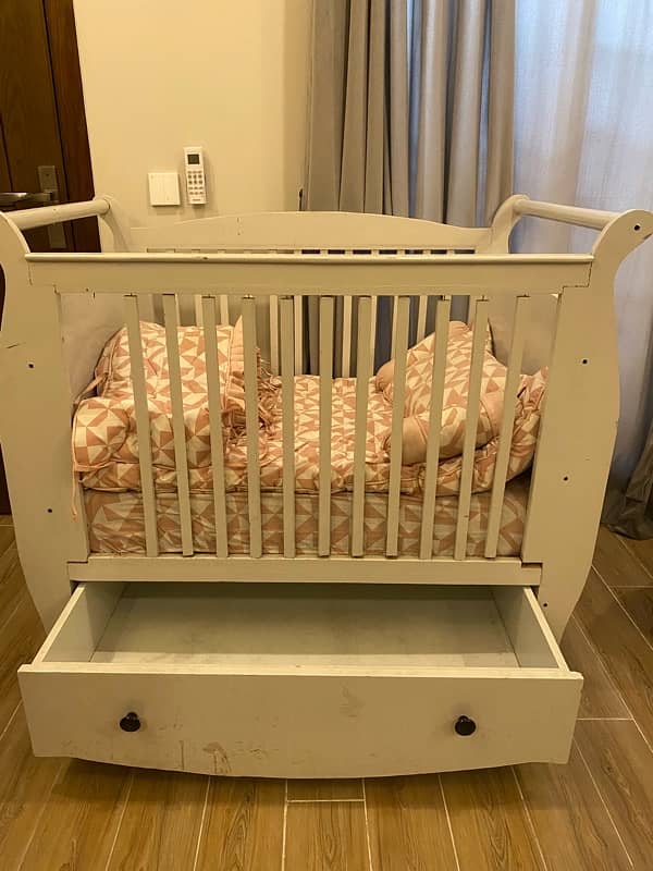 baby bed with 6” mattress 3