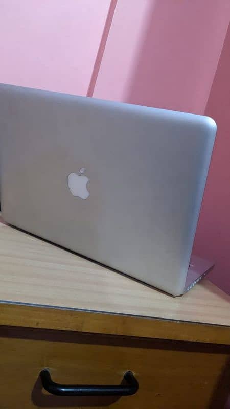 MACBOOK PRO MODEL 2012 4