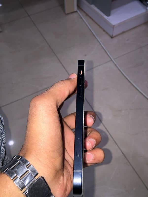 iPhone 12 Non Pta 4