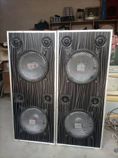 speakers