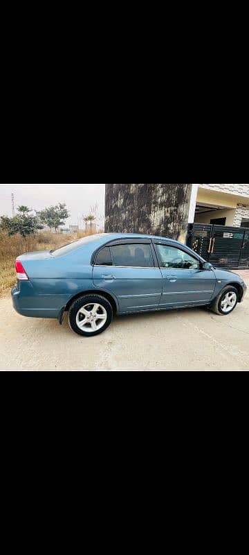 Honda Civic EXi 2005 3