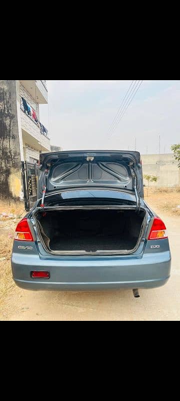 Honda Civic EXi 2005 19