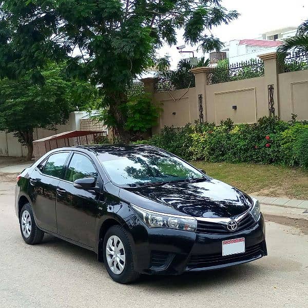 Toyota Corolla GLI 2016 Automatic 2