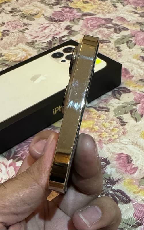 Iphone 13 Pro Max 128 GB - PTA APPROVED 6