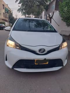 Toyota Vitz 2015