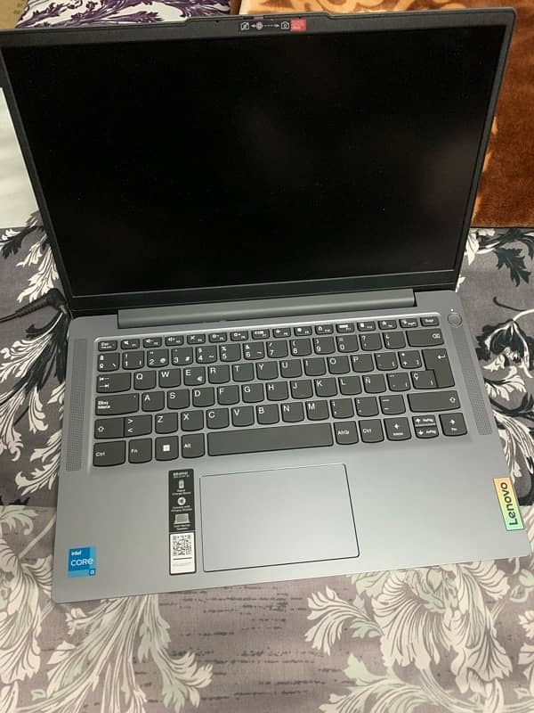 Lenovo Ideapad Slim Core I3 6