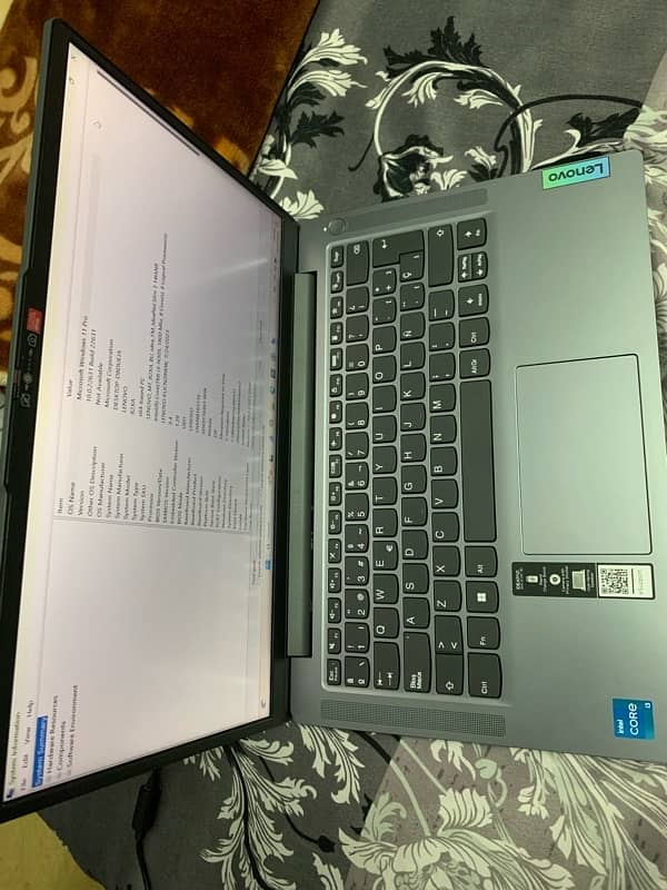 Lenovo Ideapad Slim Core I3 7