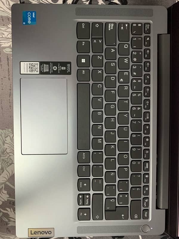 Lenovo Ideapad Slim Core I3 8