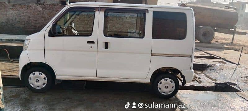 Daihatsu Hijet 2013 1