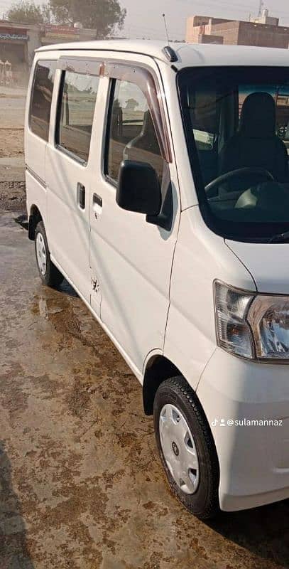 Daihatsu Hijet 2013 2