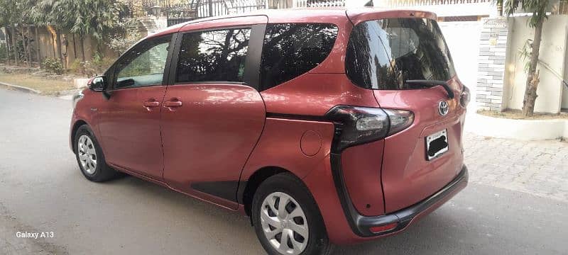 Toyota Sienta Hybrid 1.5,  7 Seater , Model 2016 / 2021 1