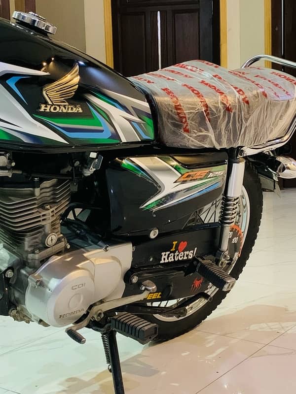 HONDA CG 125 BRAND NEW CONDITION 2