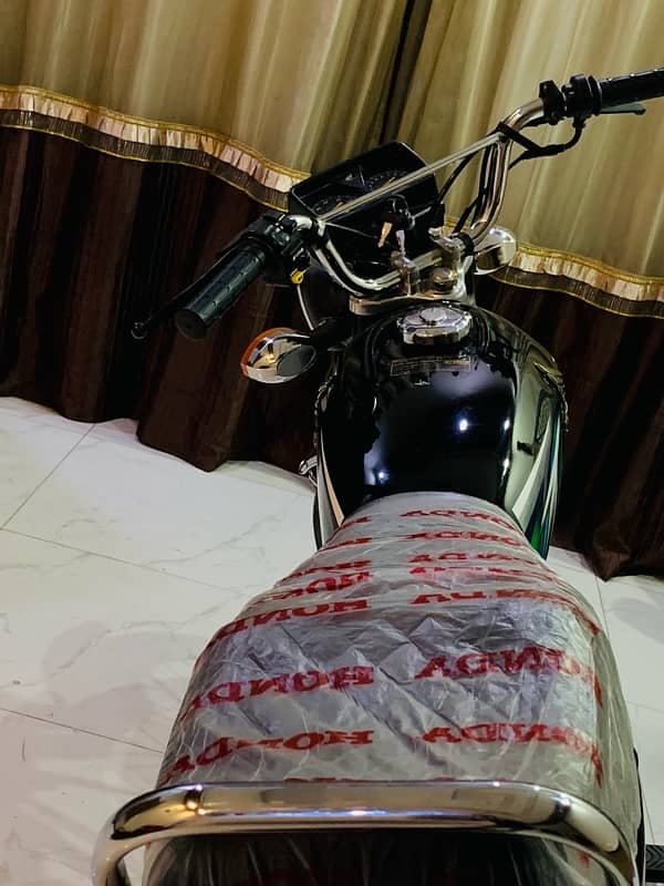 HONDA CG 125 BRAND NEW CONDITION 7