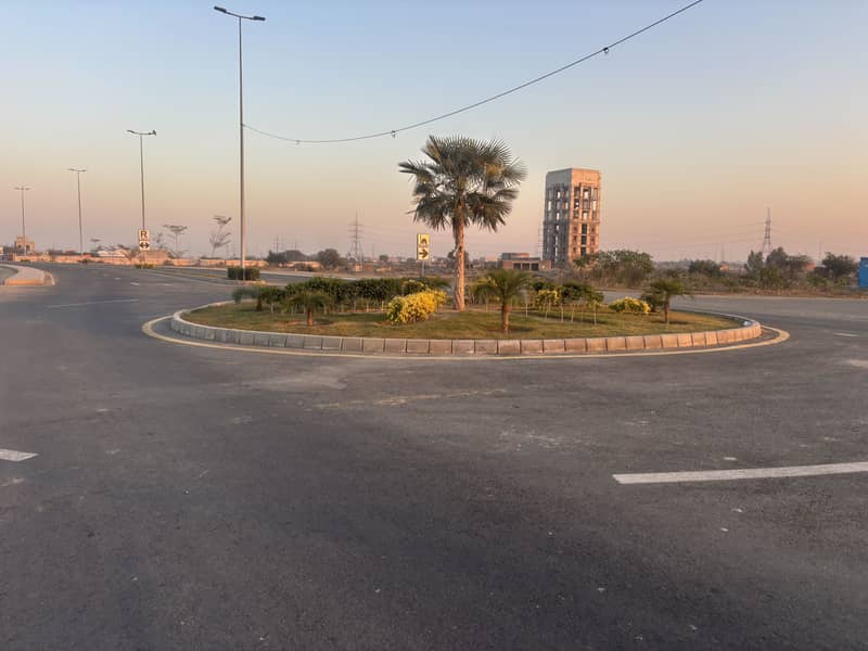 DHA RAHBAR 10 MARLA PLOT IS AVAILABLE FOR SALE 0