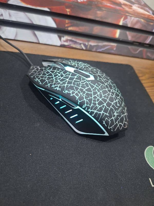 Xtrike ME Backlit Optical Gaming Wired Mouse and free Mouse Pad 4