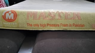 master foam queen size double bed matress