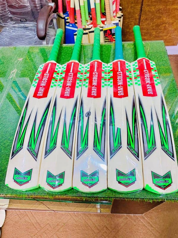 I am sell premium quality tennis ball and bat grip 11