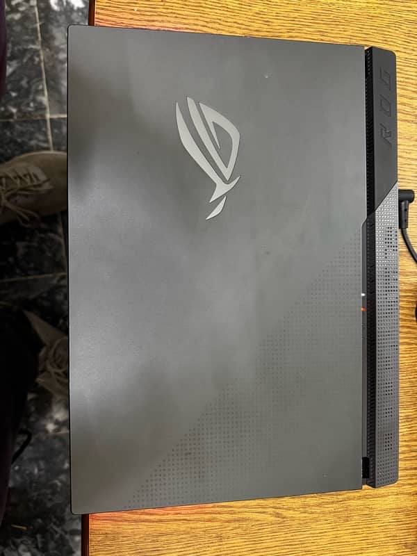 Asus rog strix gaming laptop RTX graphic card 1