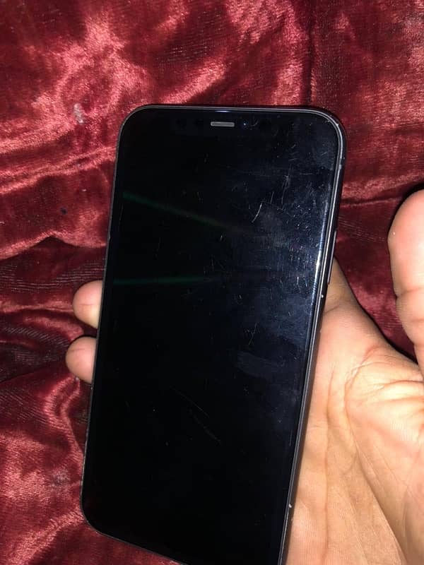 iphone 11 for sale urgent 2