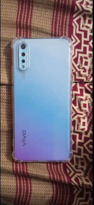 vivo s1 with box 3