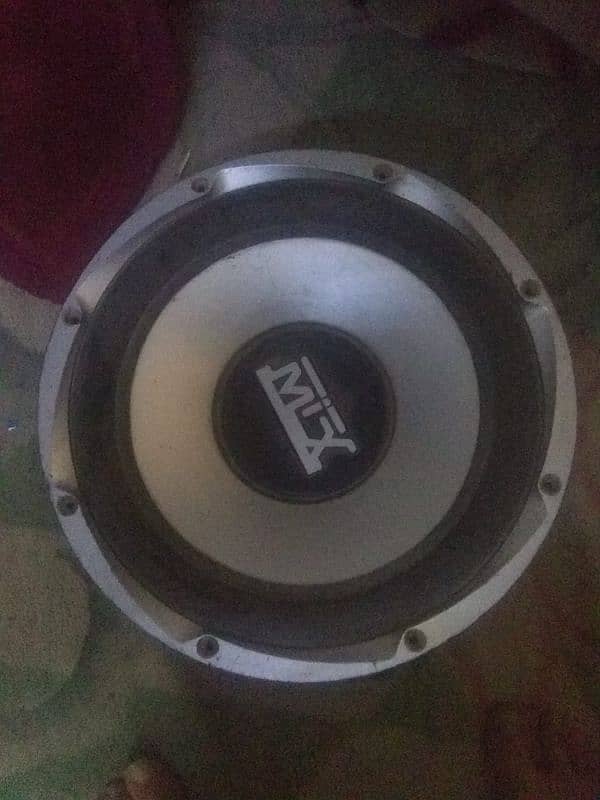 boofer 12 inch 1800 wt 0