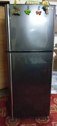 Jumbo size Refrigerator in excellent condition