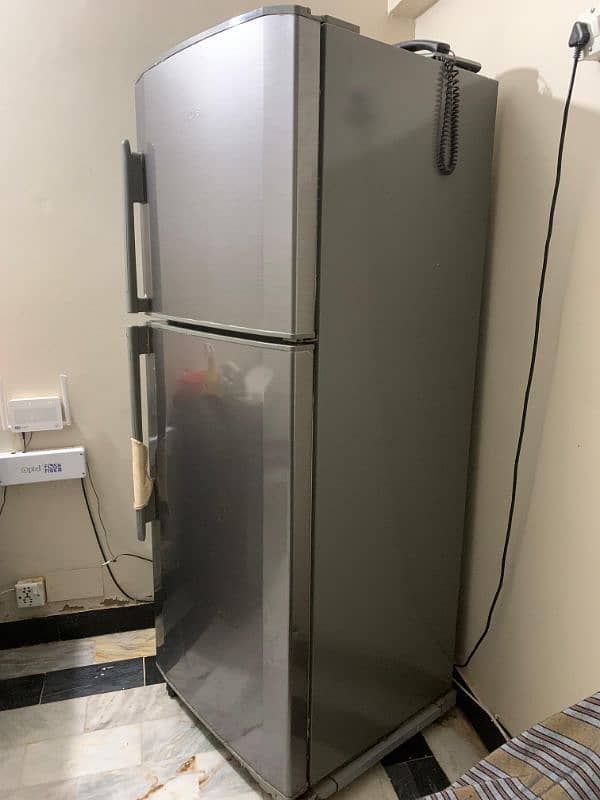 Selling jumbo fridge in 45000 1