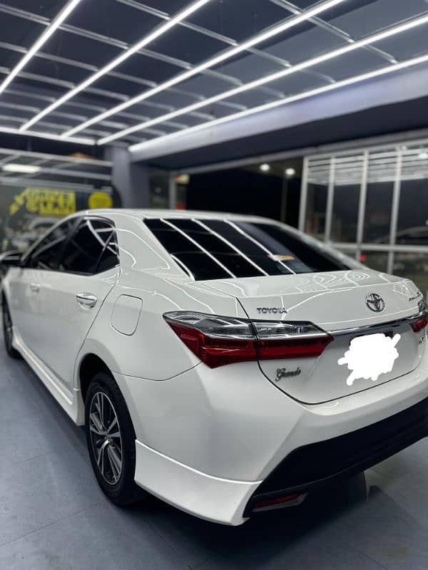 Toyota Altis Grande 2021 4