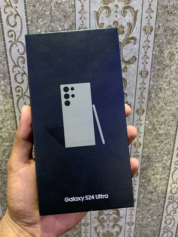 SAMSUNG S24 ULTRA (FULL BOX) 6