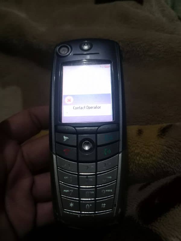 Motorola a835 antique phone for sale 0