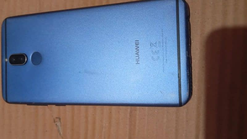 HUAWEI Mate 10 lite excellent condition 0