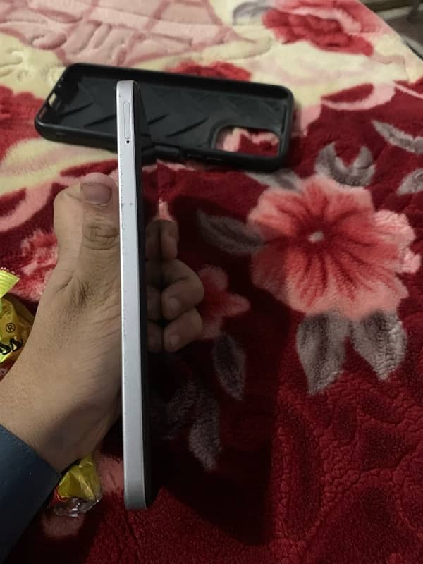 redmi 12 10by9.5  condition 3