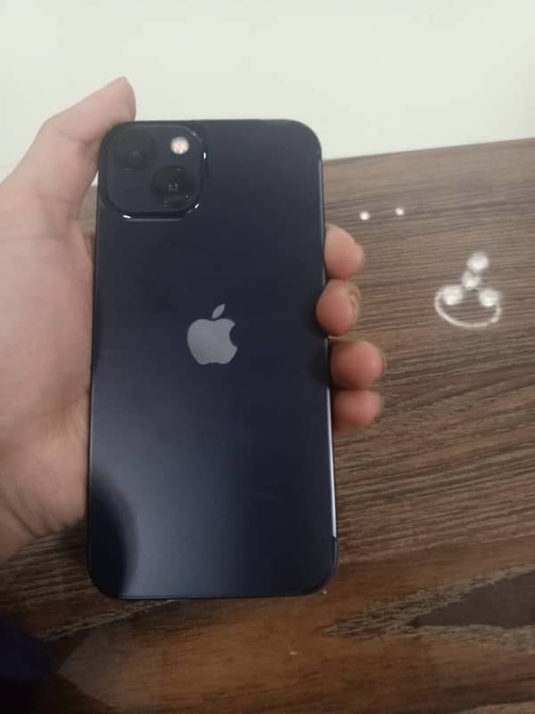 iphone 13 jv 10/10condition HEALTH 100% 128 gb CONTACT ON whatsaap/olx 0