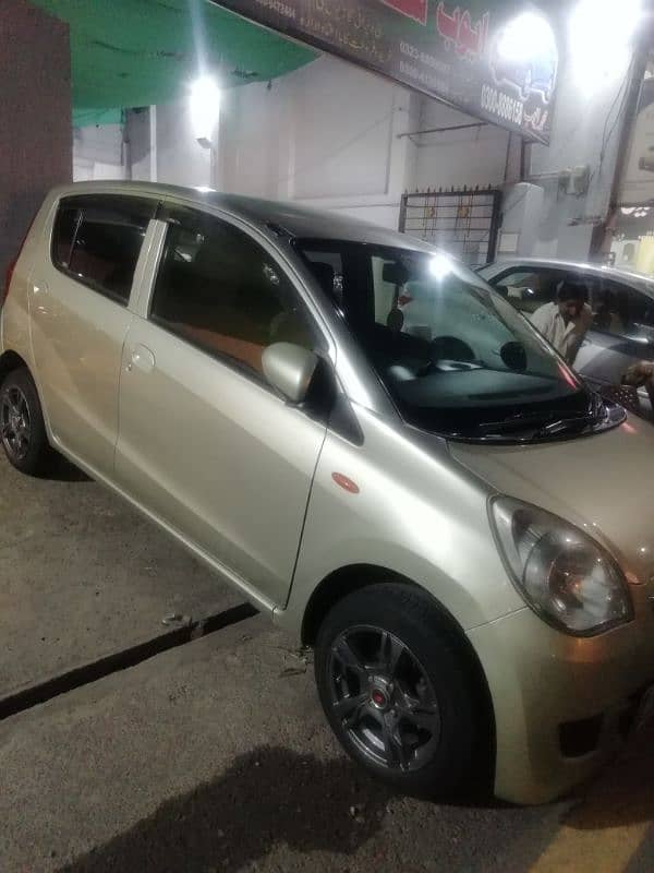 Daihatsu Mira 2012/16 3