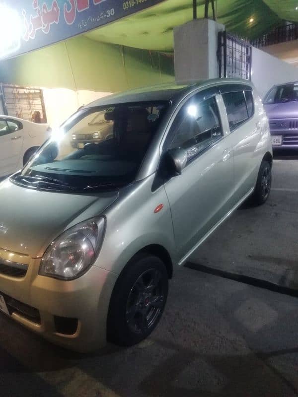 Daihatsu Mira 2012/16 4