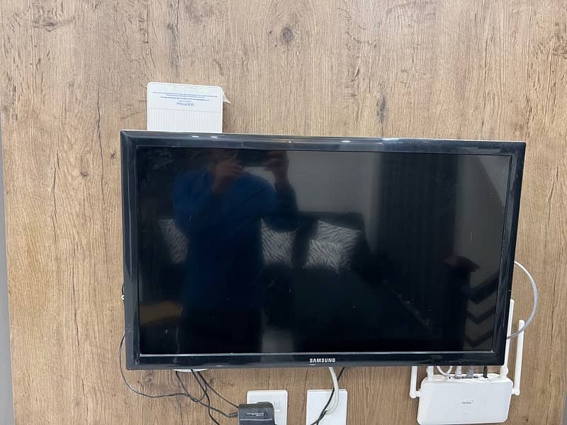 SAMSUNG ORIGINAL 32 inch LED 2