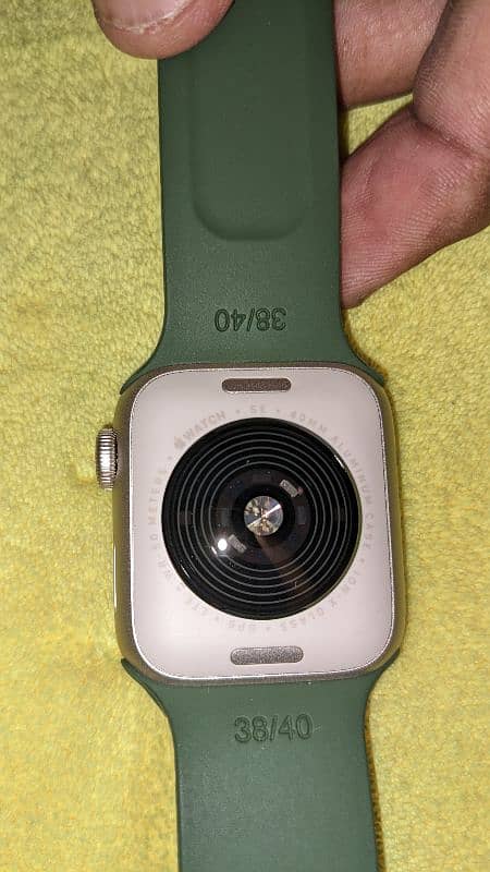 apple watch SE 2 (2022) 3