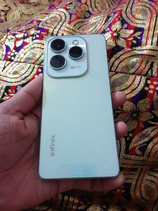 Infinix Hot 40 pro 0