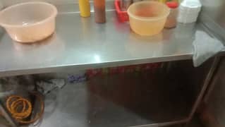 i am selling my fryer counter with large table