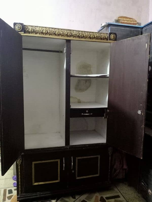 Safe Almari Wardrobe Wood For Sale 0