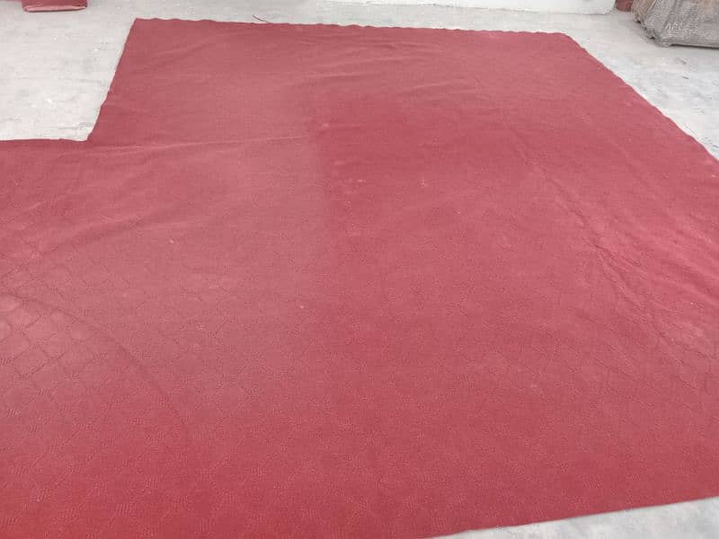 2 Carpets 12 x 12 Maroon Colour 0