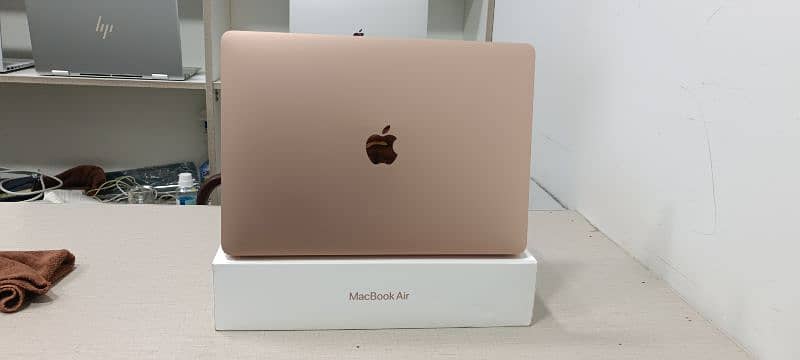 Apple Macbook Air M1 2020 13" Rose gold Complete box charger 9